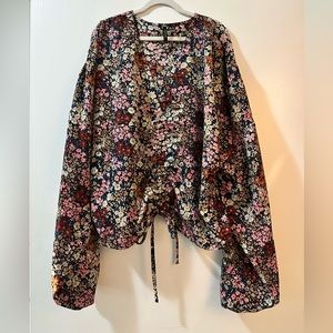Gorgeous print statement top
